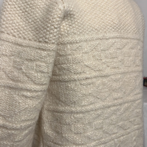 Hand knit sweater - Picture 3 of 7